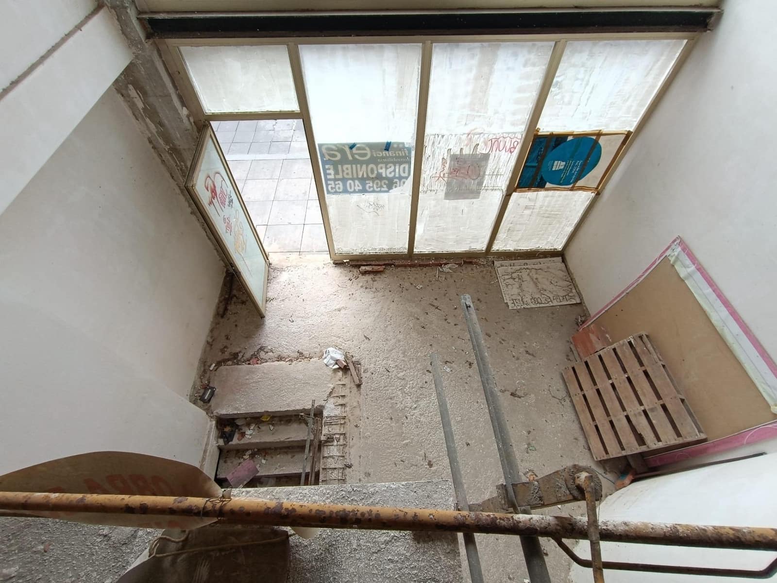 Erhverv til salg i Gandia - € 144.000 (Ref: 7399847)