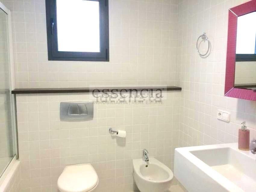 3 makuuhuone Huoneisto myytävänä paikassa Gandia mukana uima-altaan 
autotalli - 520 000 € (Ref: 7692464)