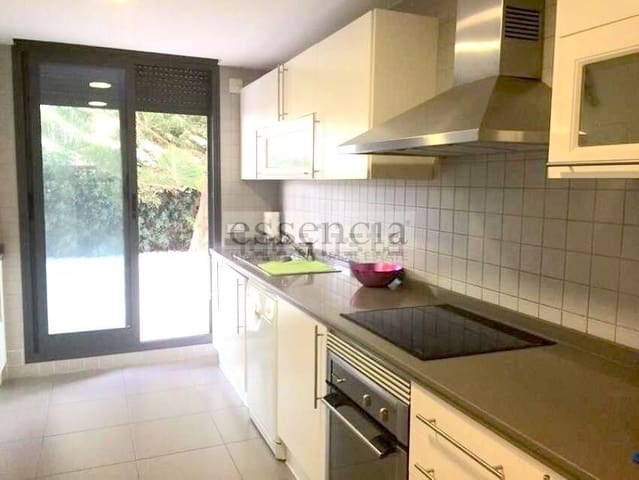 3 makuuhuone Huoneisto myytävänä paikassa Gandia mukana uima-altaan 
autotalli - 520 000 € (Ref: 7692464)