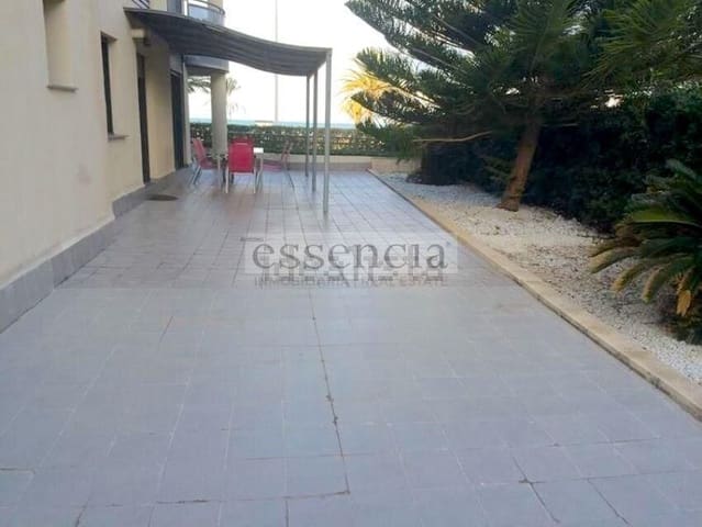 3 makuuhuone Huoneisto myytävänä paikassa Gandia mukana uima-altaan 
autotalli - 520 000 € (Ref: 7692464)