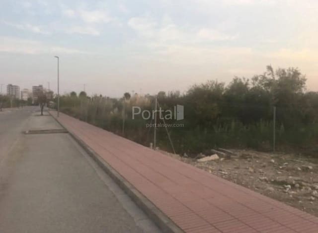 Bouwgrond te koop in Piles - € 451.000 (Ref: 7712098)