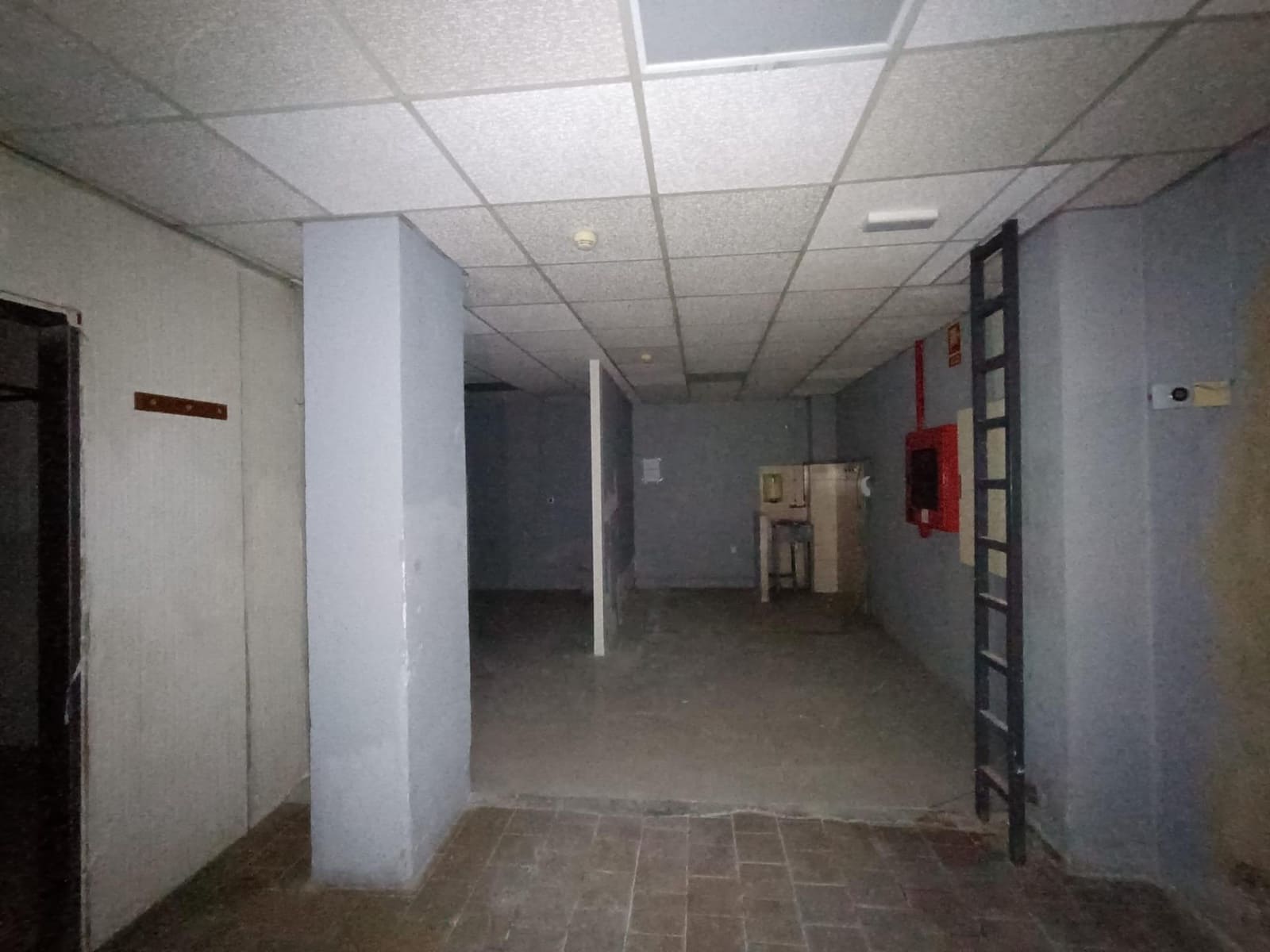 Erhverv til salg i Gandia - € 135.000 (Ref: 7793536)