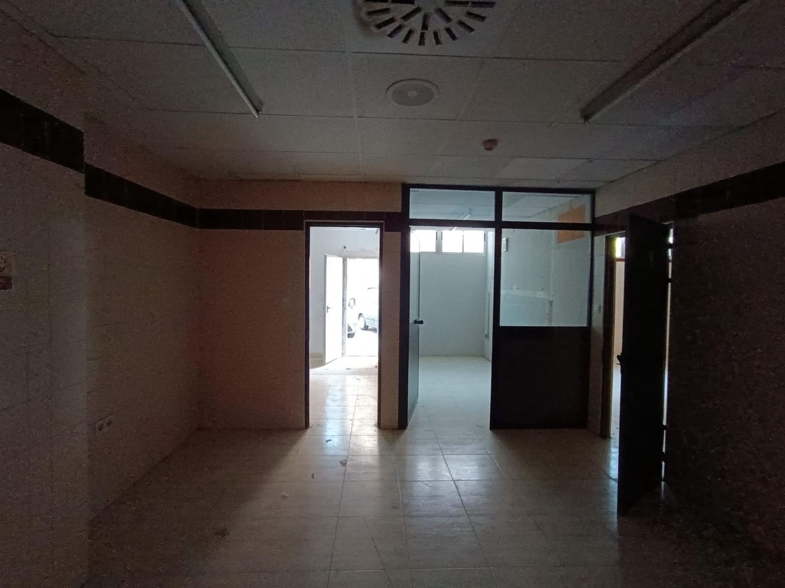 Erhverv til salg i Gandia - € 135.000 (Ref: 7793536)