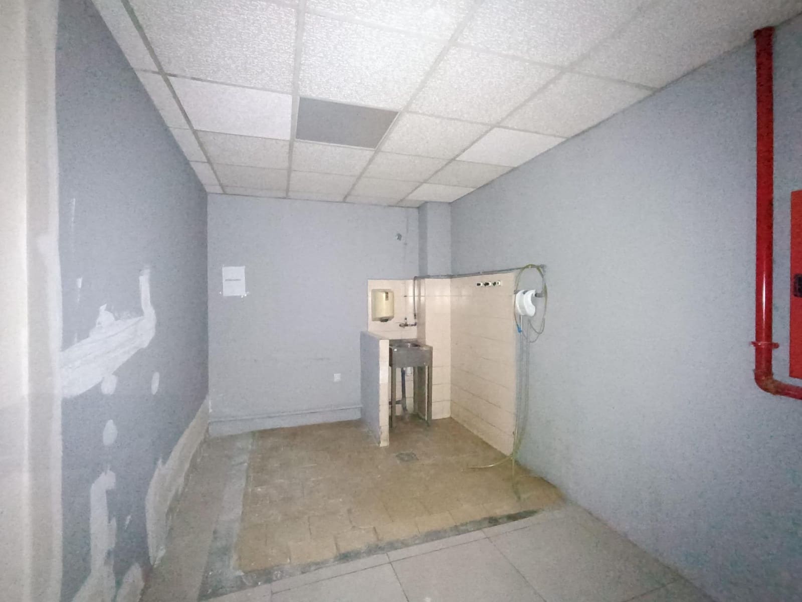 Erhverv til salg i Gandia - € 135.000 (Ref: 7793536)