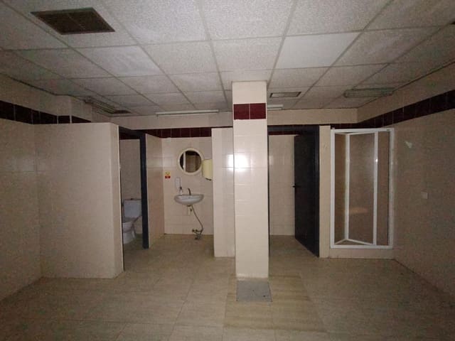 Erhverv til salg i Gandia - € 135.000 (Ref: 7793536)