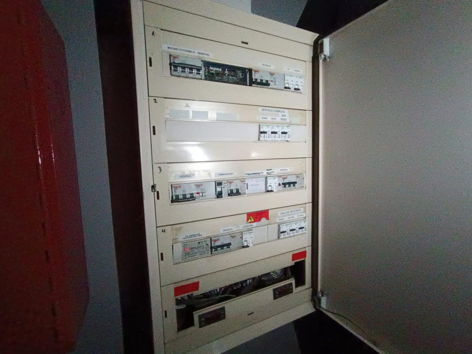 Erhverv til salg i Gandia - € 135.000 (Ref: 7793536)