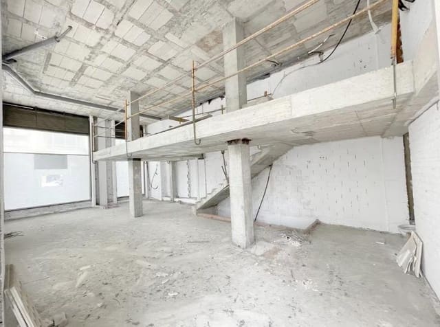 Commercieel te koop in Tavernes de la Valldigna - € 133.770 (Ref: 7837485)