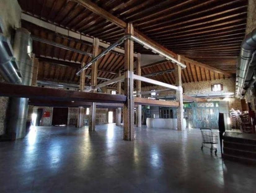 Erhverv til salg i Benifla med garage - € 1.240.000 (Ref: 7901614)