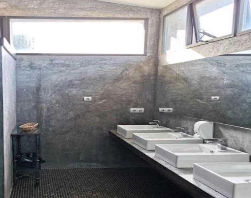 Erhverv til salg i Benifla med garage - € 1.240.000 (Ref: 7901614)