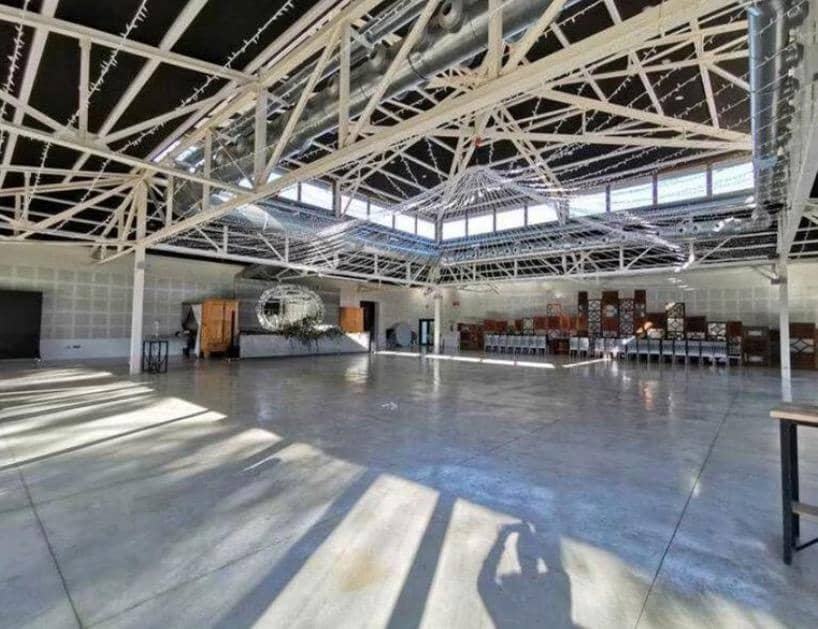 Erhverv til salg i Benifla med garage - € 1.240.000 (Ref: 7901614)