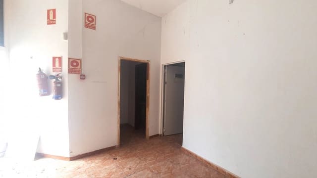 Commercial for sale in Gandia - € 204,990 (Ref: 8300484)