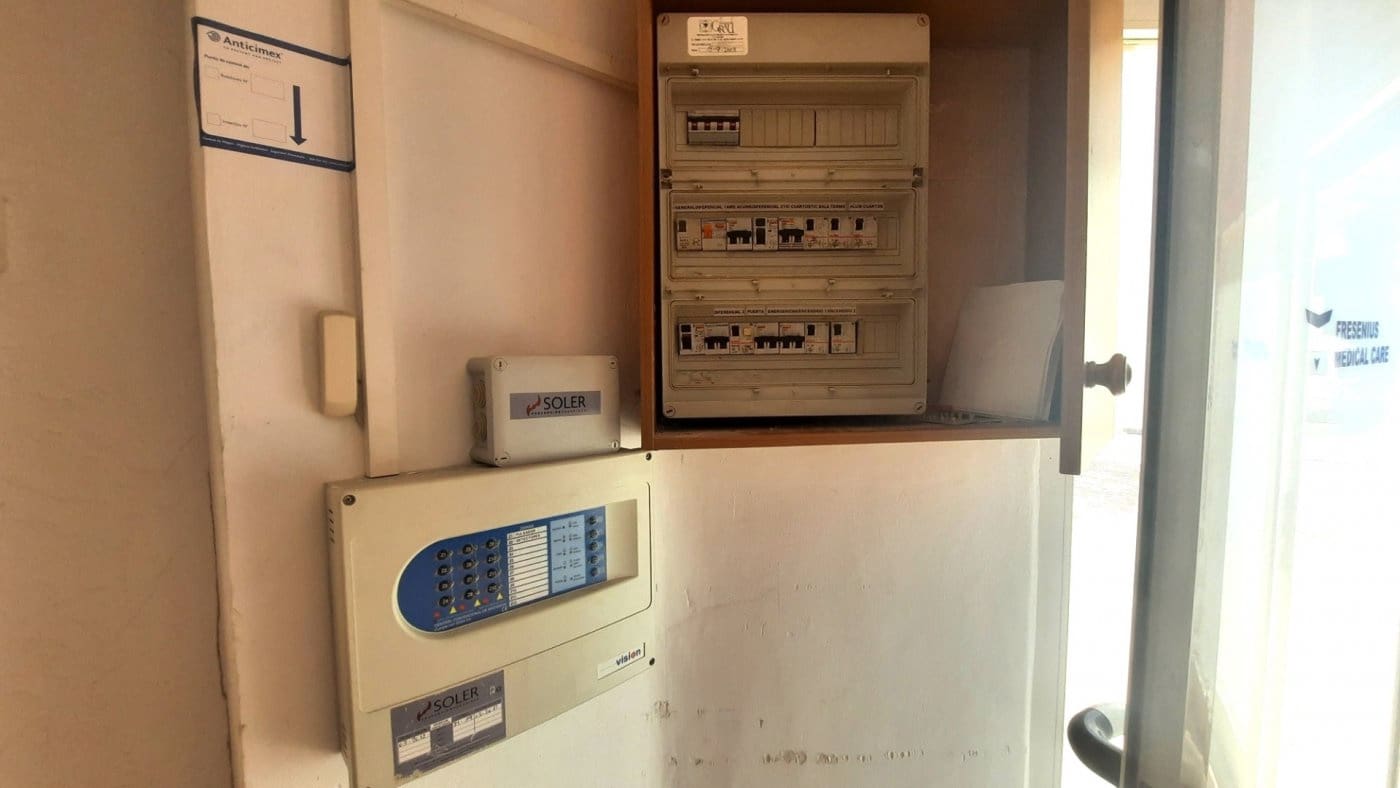 Comercial para venda em Gandia - 204 990 € (Ref: 8300484)