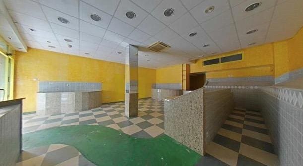 Erhverv til salg i Gandia - € 49.500 (Ref: 8421497)