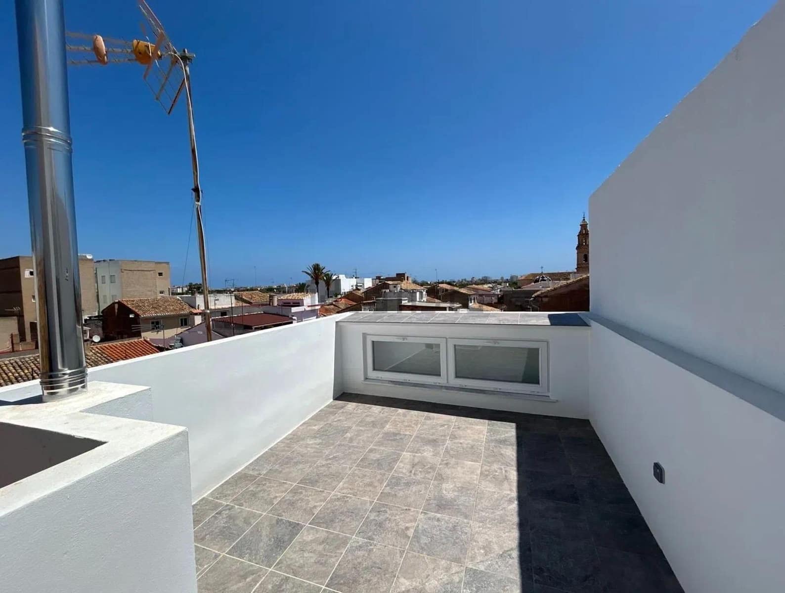 2 soveværelse Villa til salg i Piles med swimmingpool garage - € 219.000 (Ref: 8435100)