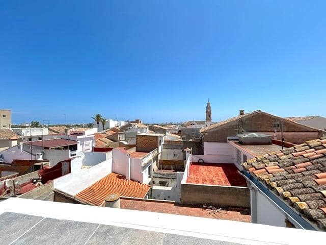 2 soveværelse Villa til salg i Piles med swimmingpool garage - € 219.000 (Ref: 8435100)