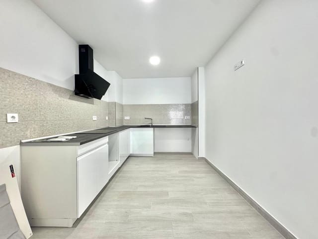 Chalet de 2 habitaciones en Piles en venta con piscina garaje - 219.000 € (Ref: 8435100)