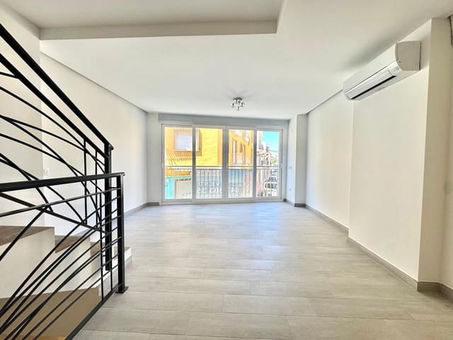 Chalet de 2 habitaciones en Piles en venta con piscina garaje - 219.000 € (Ref: 8435100)