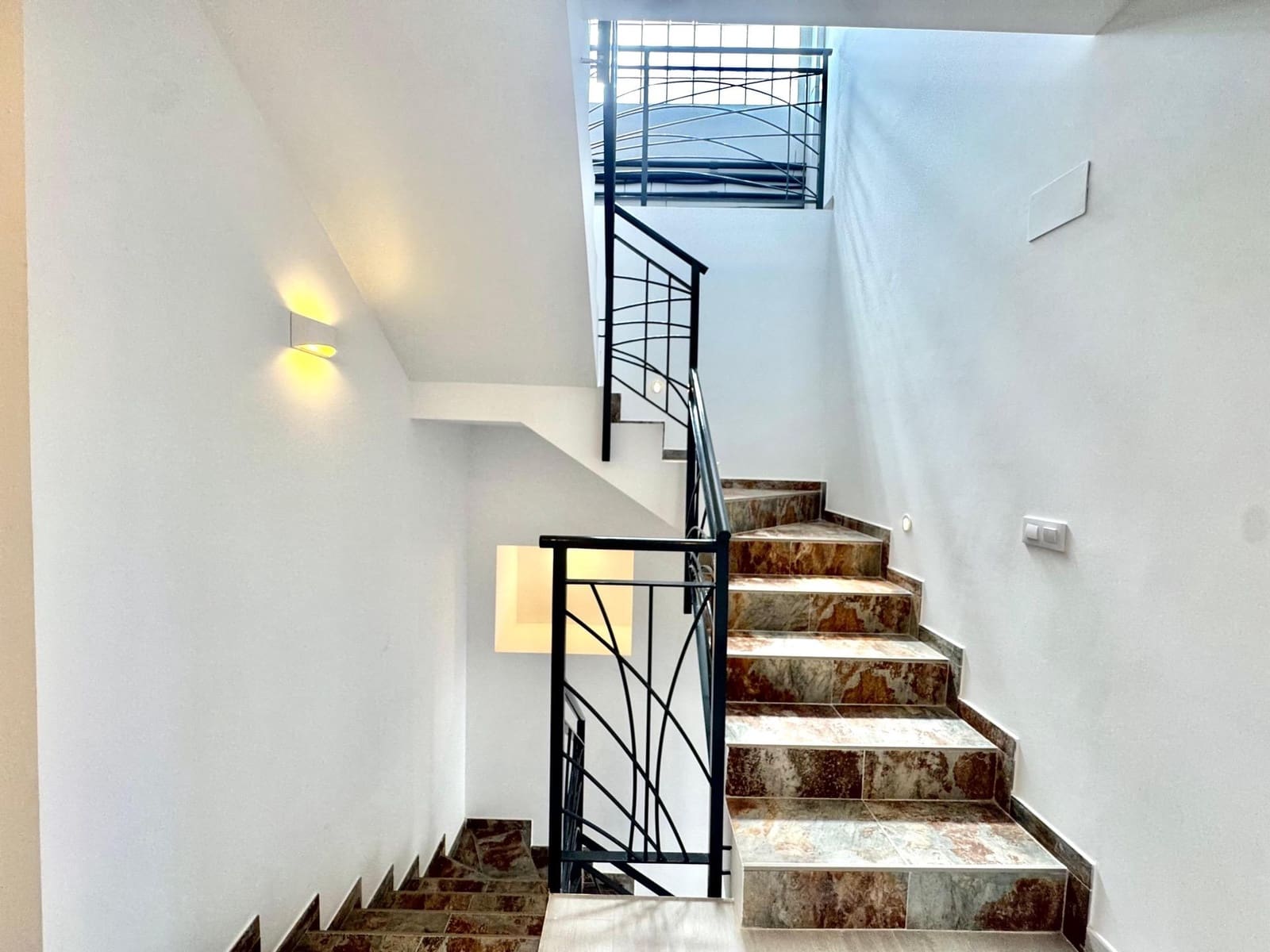 2 soveværelse Villa til salg i Piles med swimmingpool garage - € 219.000 (Ref: 8435100)