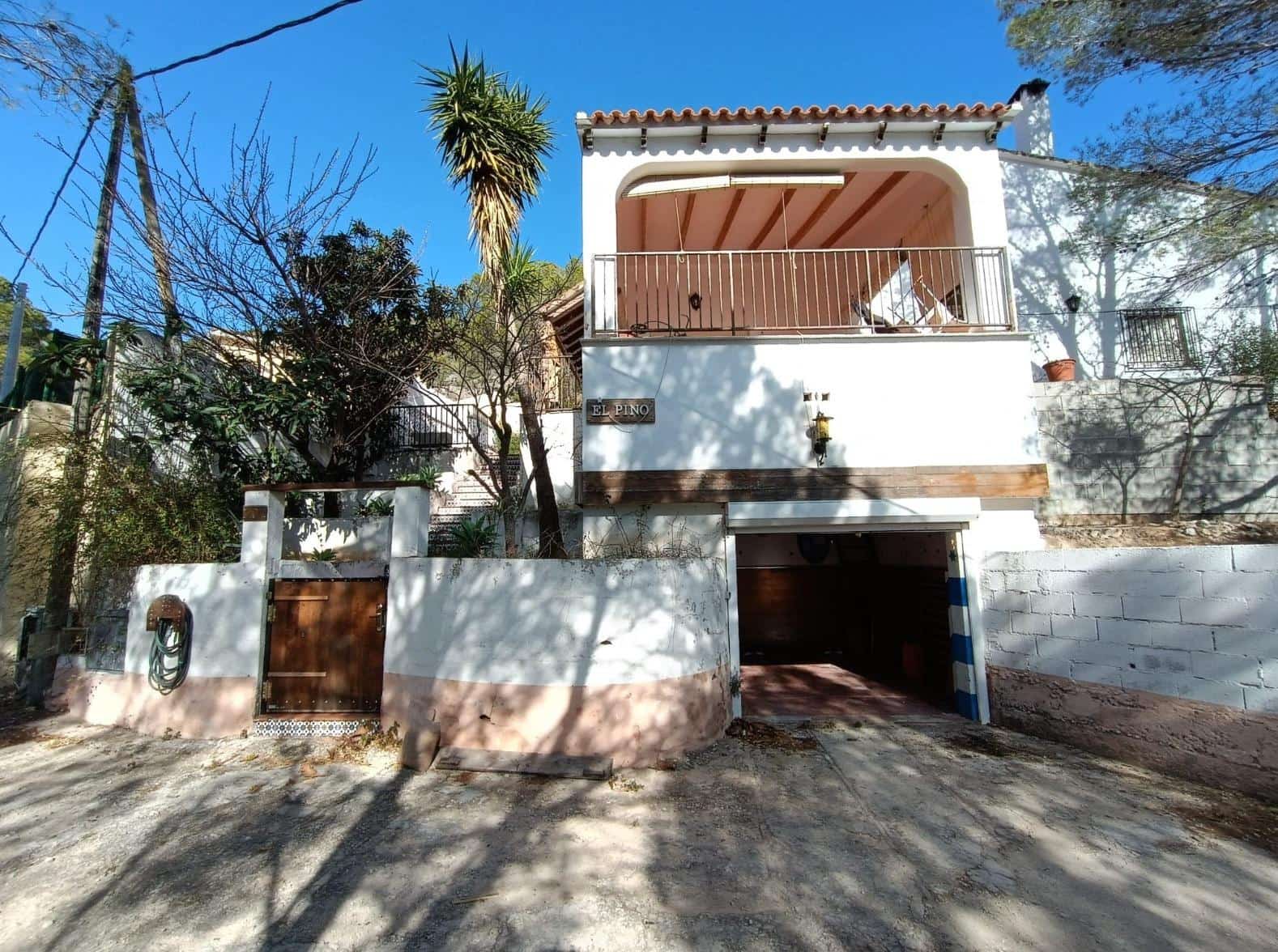 4 soveværelse Villa til salg i Almiserat / Almisera med garage - € 149.000 (Ref: 8468130)