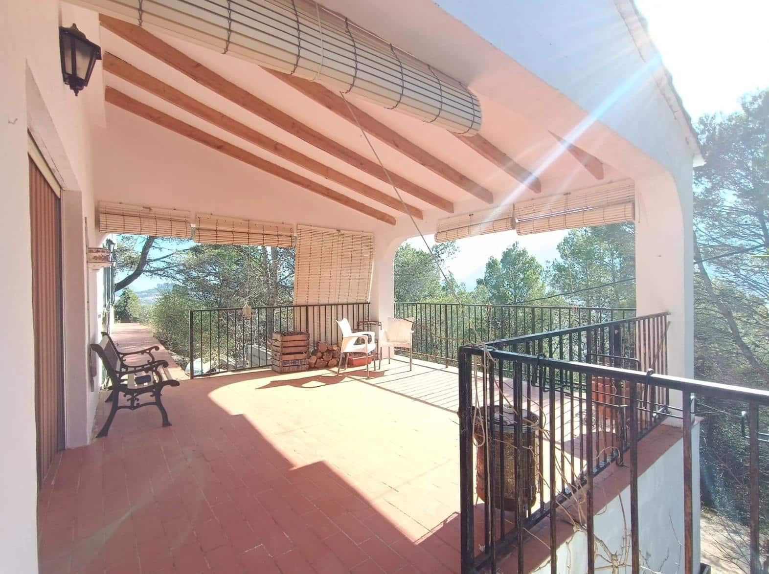 4 soveværelse Villa til salg i Almiserat / Almisera med garage - € 149.000 (Ref: 8468130)