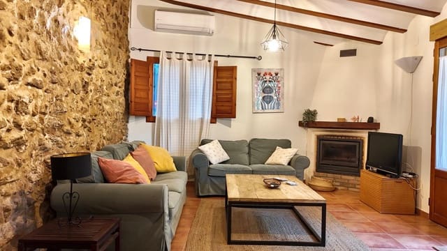 3 soveværelse Villa til salg i Salem med garage - € 144.000 (Ref: 8522876)