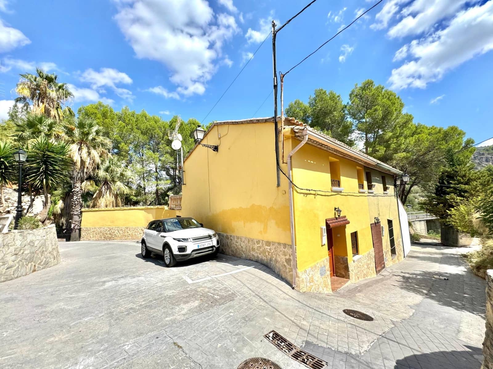 3 soveværelse Villa til salg i Salem med garage - € 144.000 (Ref: 8522876)