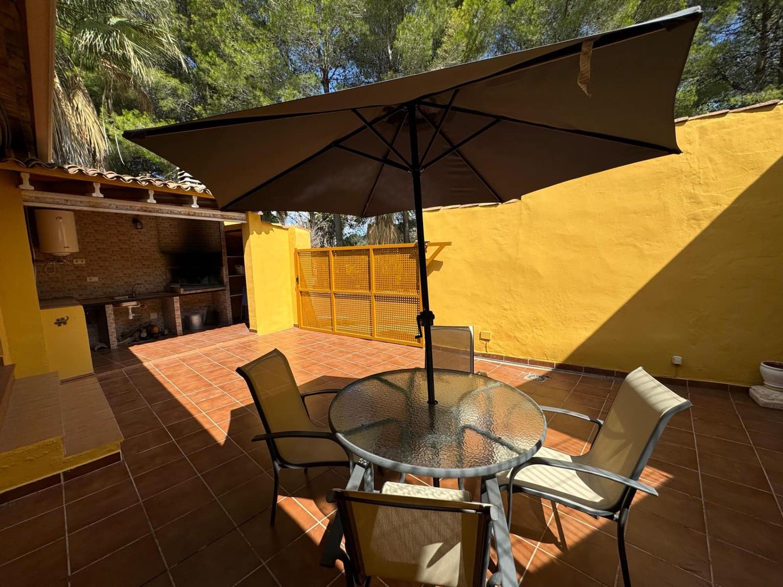 3 soveværelse Villa til salg i Salem med garage - € 144.000 (Ref: 8522876)