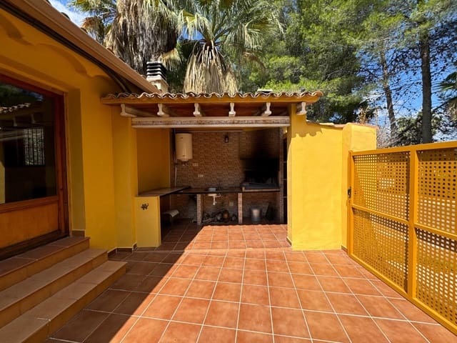 3 soveværelse Villa til salg i Salem med garage - € 144.000 (Ref: 8522876)