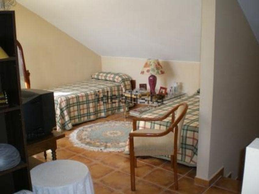 4 sypialnia Willa na sprzedaż w Gandia z garażem - 325 000 € (Ref: 8582625)