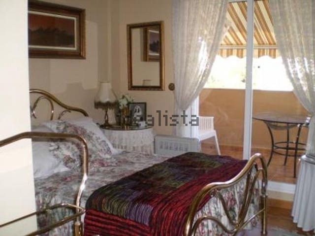 4 sypialnia Willa na sprzedaż w Gandia z garażem - 325 000 € (Ref: 8582625)