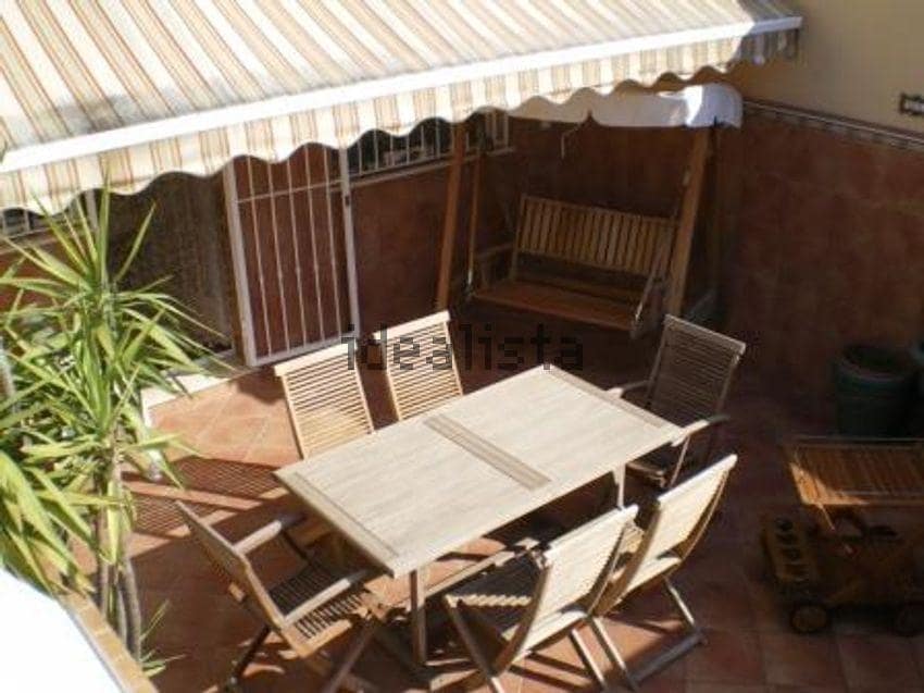 4 sypialnia Willa na sprzedaż w Gandia z garażem - 325 000 € (Ref: 8582625)