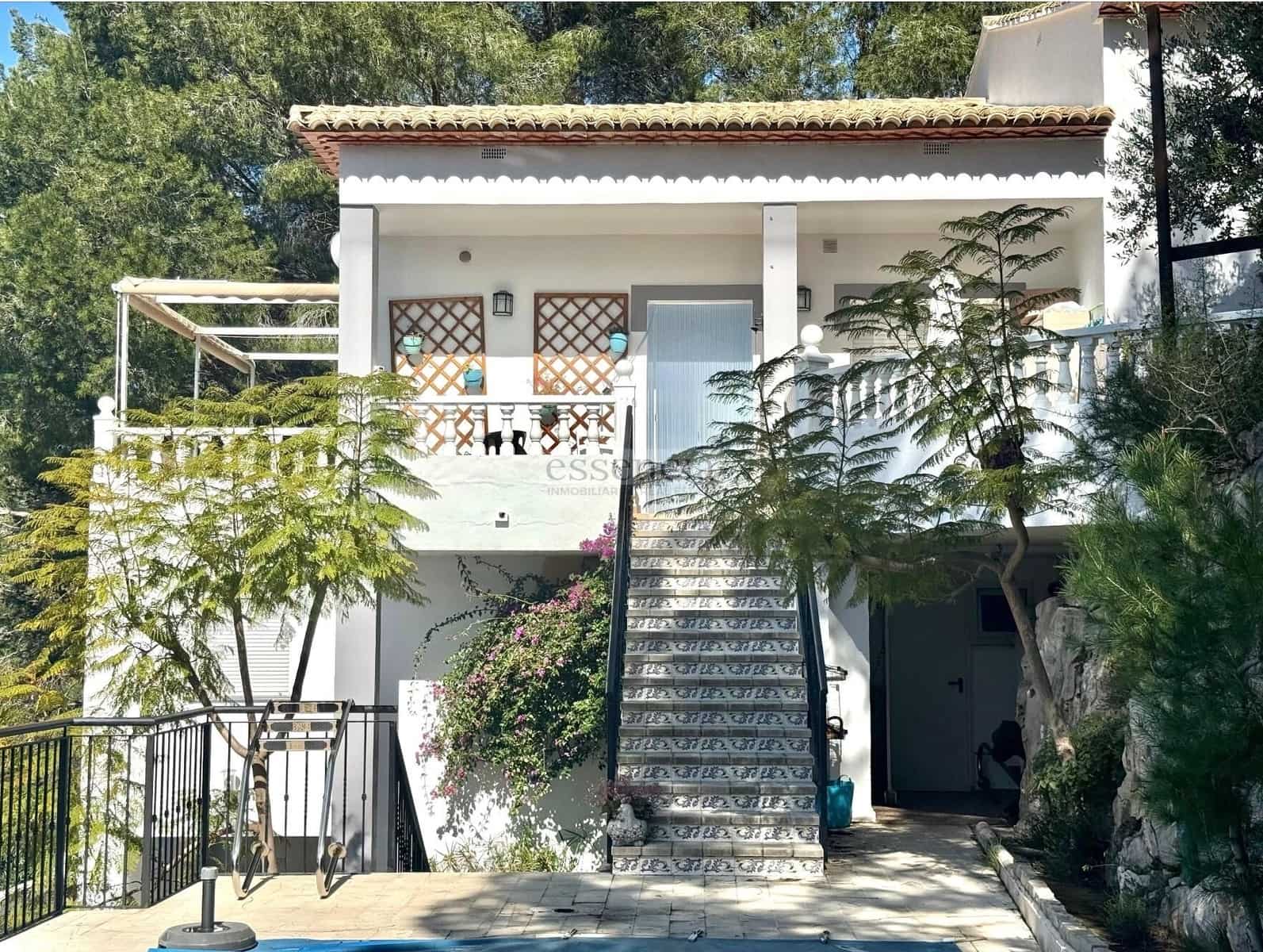 4 soverom Villa til salgs i Gandia med svømmebasseng garasje - € 359 000 (Ref: 8599483)