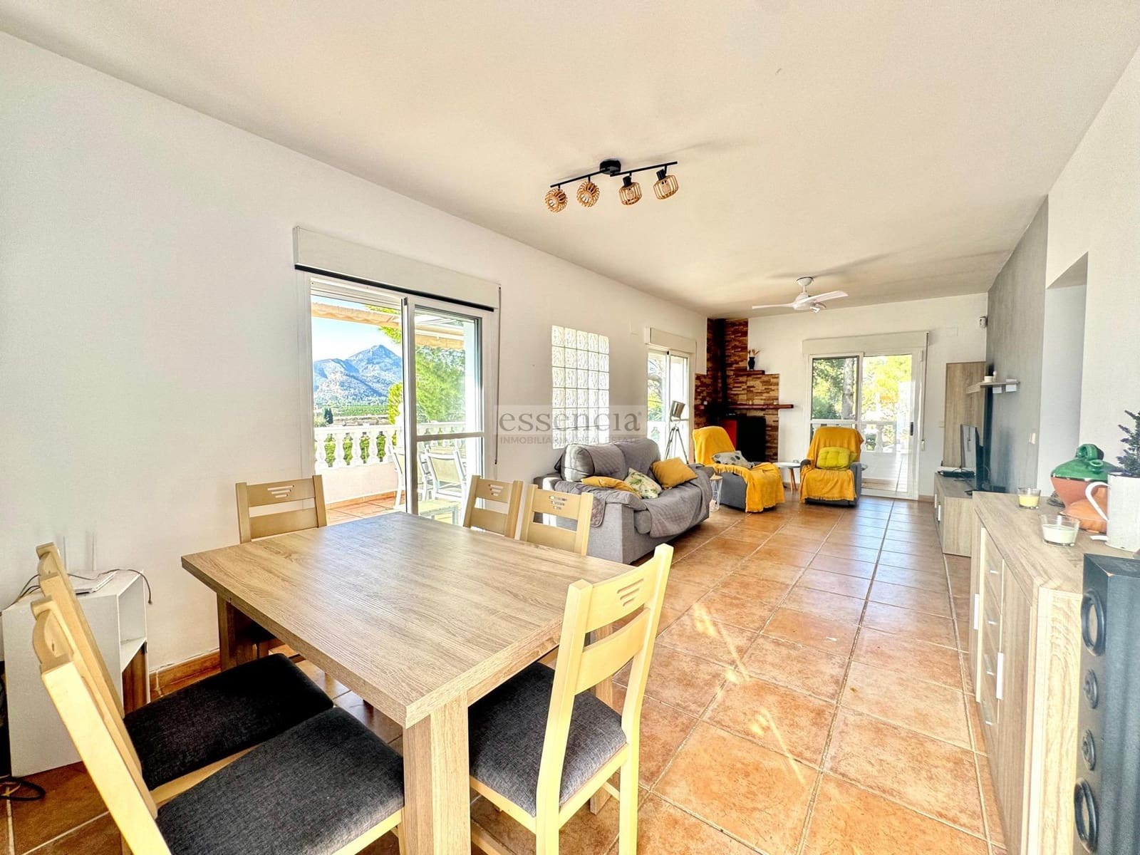 4 soverom Villa til salgs i Gandia med svømmebasseng garasje - € 359 000 (Ref: 8599483)