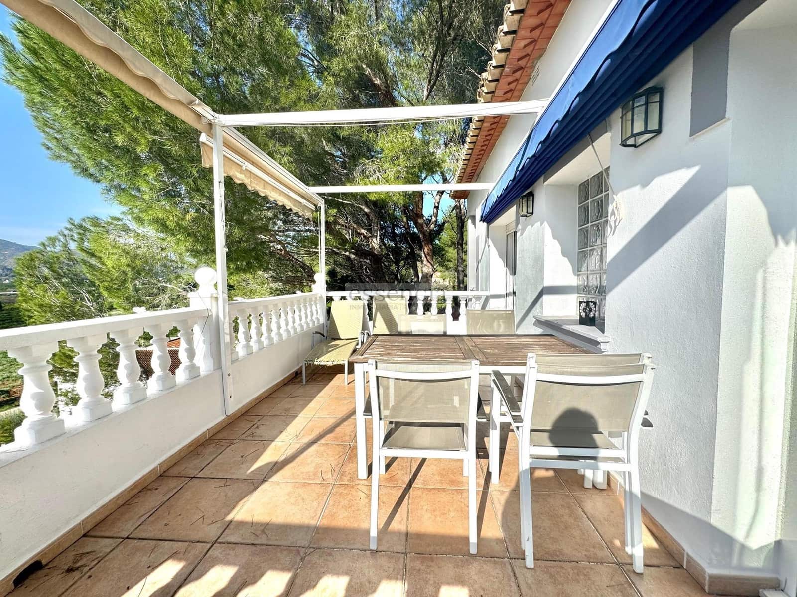 4 soverom Villa til salgs i Gandia med svømmebasseng garasje - € 359 000 (Ref: 8599483)