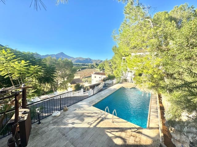 4 soverom Villa til salgs i Gandia med svømmebasseng garasje - € 359 000 (Ref: 8599483)