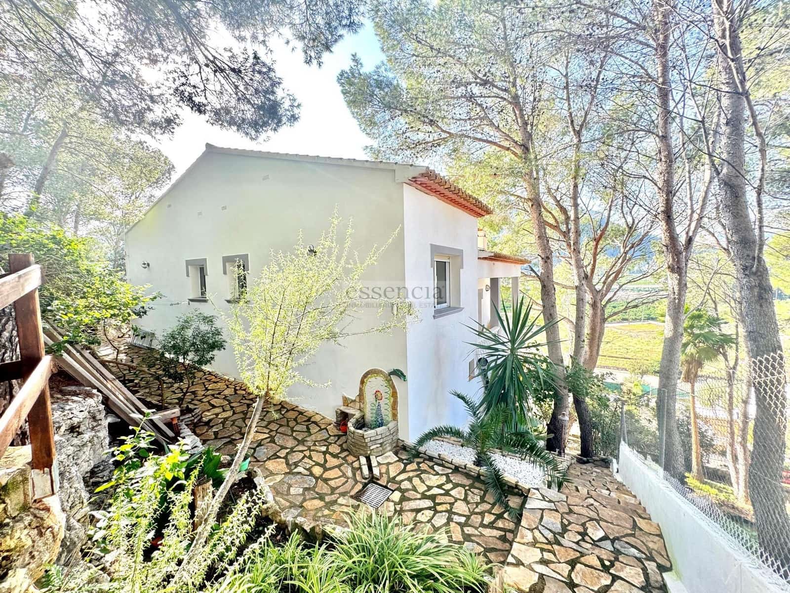 4 soverom Villa til salgs i Gandia med svømmebasseng garasje - € 359 000 (Ref: 8599483)