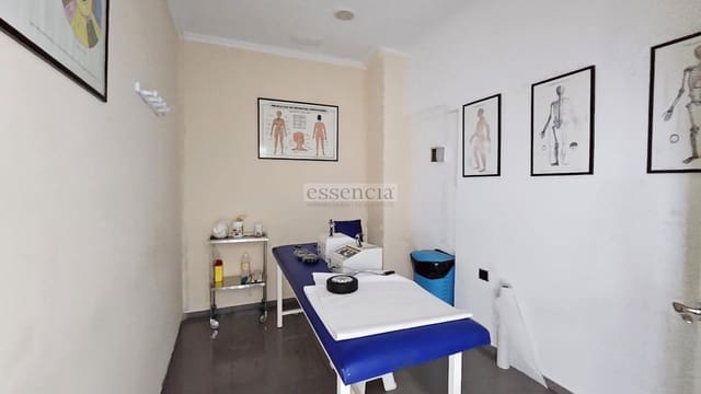 3 bedroom Commercial for rent in Palmera - € 1,200 (Ref: 8608667)