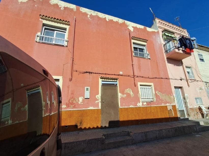 3 sypialnia Mieszkanie na sprzedaż w Gandia - 47 500 € (Ref: 8610826)