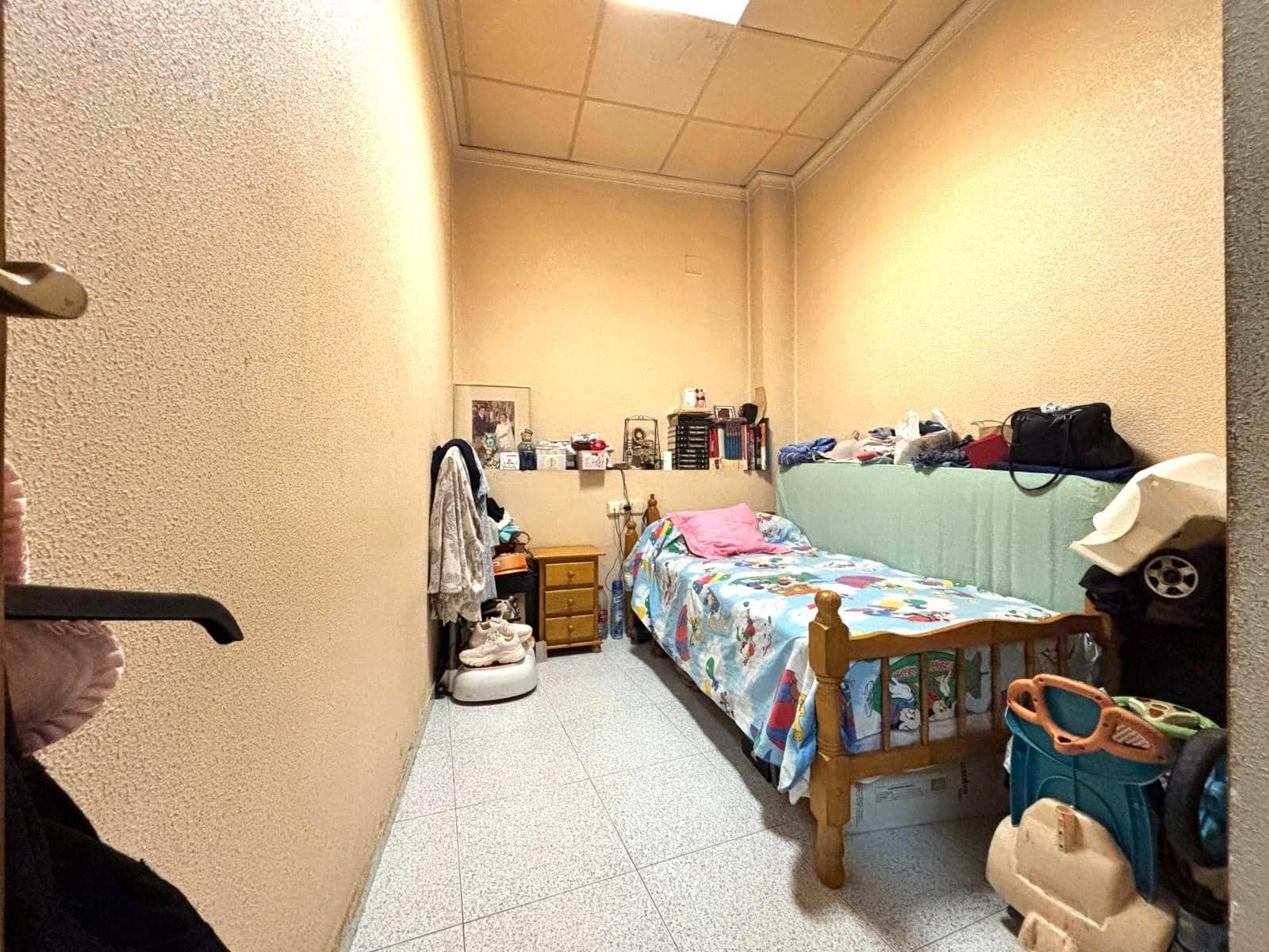 Commercial for sale in Gandia - € 155,000 (Ref: 8675863)