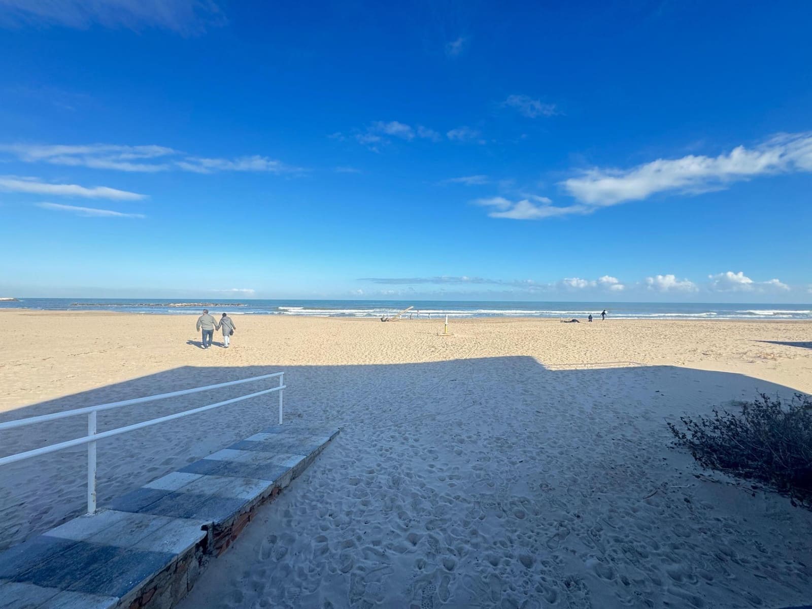 2 soveværelse Erhverv til salg i Oliva - € 499.000 (Ref: 8712847)