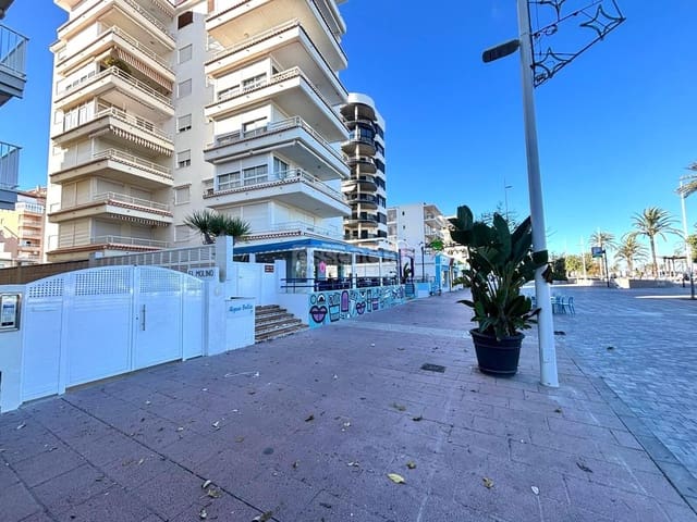 3 makuuhuone Huoneisto myytävänä paikassa Gandia mukana 
autotalli - 350 000 € (Ref: 8743622)