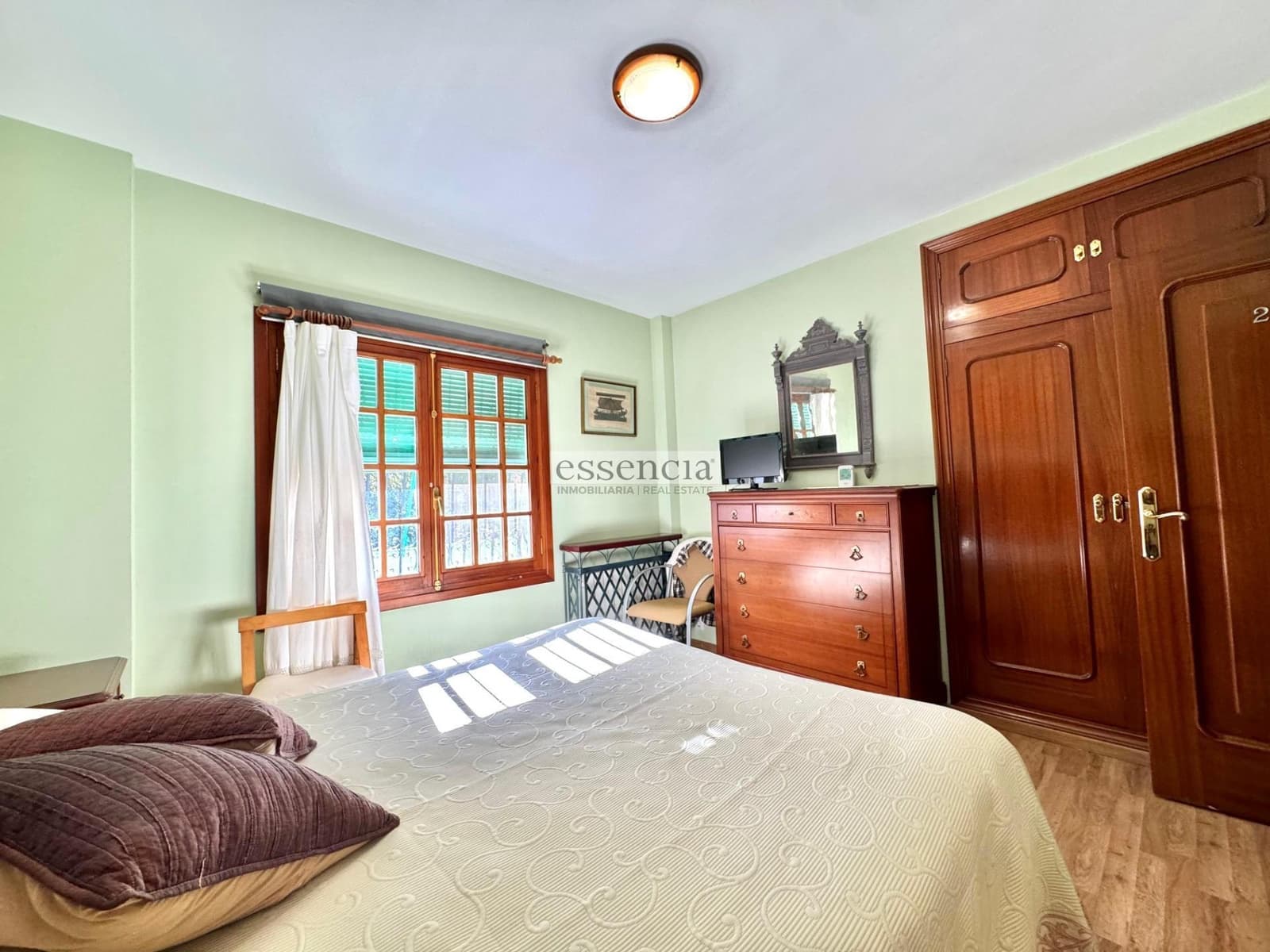 7 soveværelse Villa til salg i La Drova med swimmingpool garage - € 569.000 (Ref: 8743623)