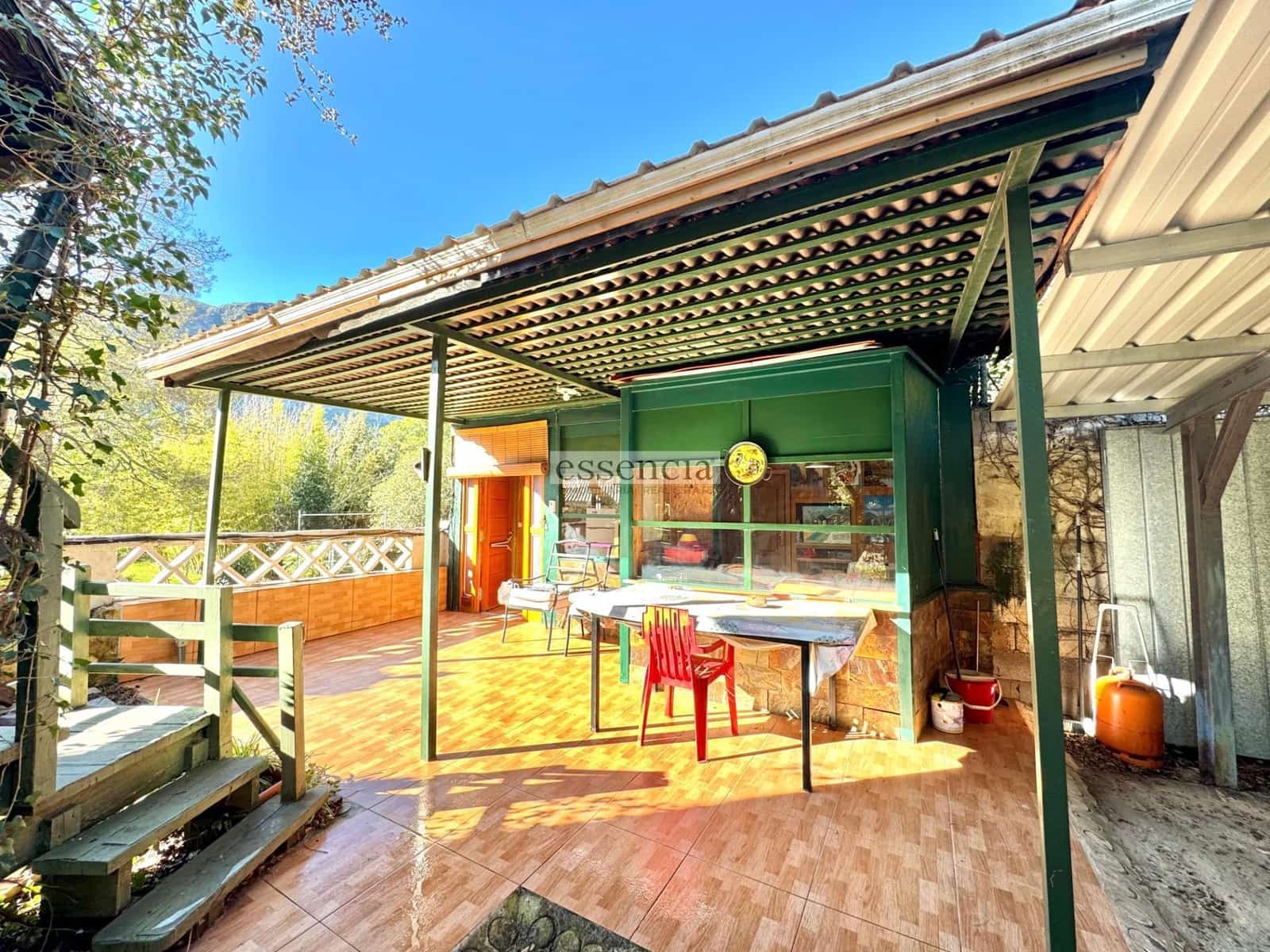 7 soveværelse Villa til salg i La Drova med swimmingpool garage - € 569.000 (Ref: 8743623)