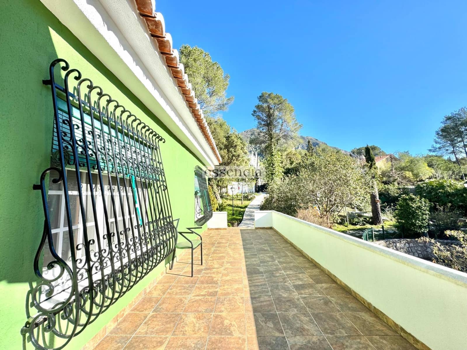 7 soveværelse Villa til salg i La Drova med swimmingpool garage - € 569.000 (Ref: 8743623)