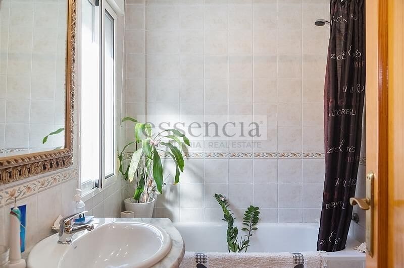 4 soverom Villa til salgs i Bellreguard med garasje - € 289 000 (Ref: 8770684)