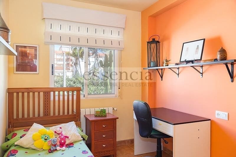 4 soverom Villa til salgs i Bellreguard med garasje - € 289 000 (Ref: 8770684)