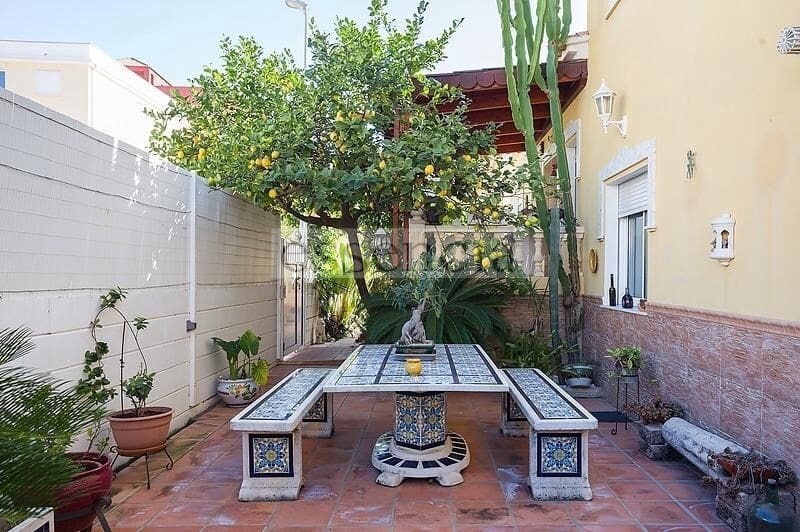 4 soverom Villa til salgs i Bellreguard med garasje - € 289 000 (Ref: 8770684)