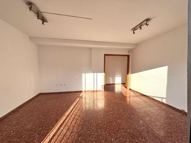 3 makuuhuone Asunto myytävänä paikassa Gandia mukana 
autotalli - 154 950 € (Ref: 8770685)