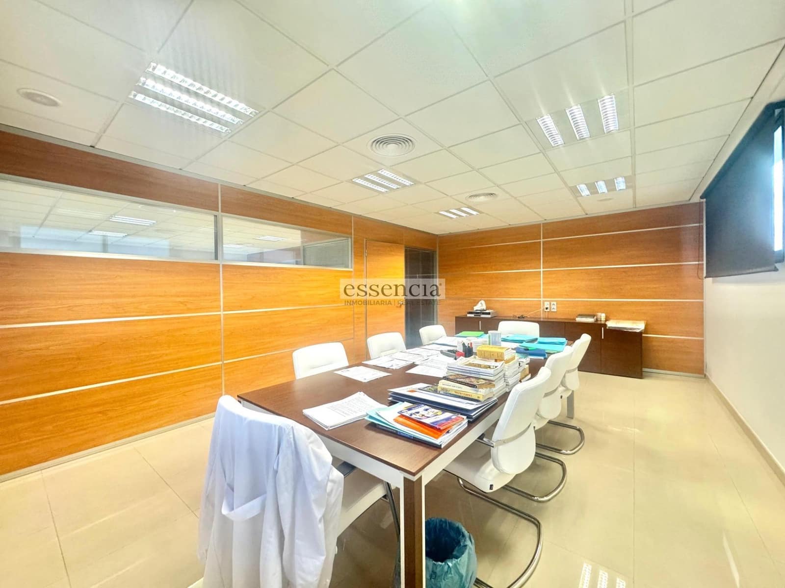 Bedrift til salgs i Gandia med garasje - € 780 000 (Ref: 8859634)