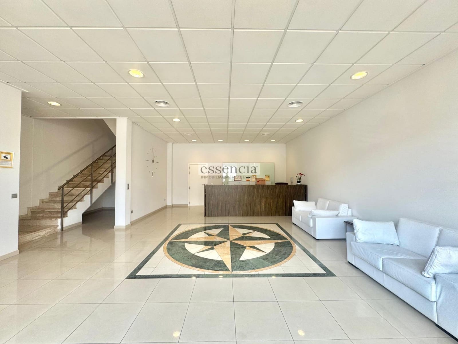 Bedrift til salgs i Gandia med garasje - € 780 000 (Ref: 8859634)